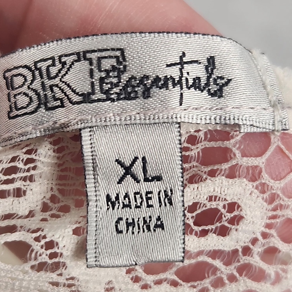 BKF Essentials Womens XL Ivory Lace Bralette Crop Top Padded Lined Adjustable... - Picture 6 of 7